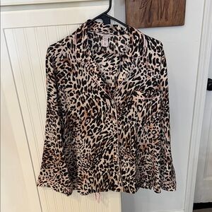 Leopard Print Women's Pajama set
